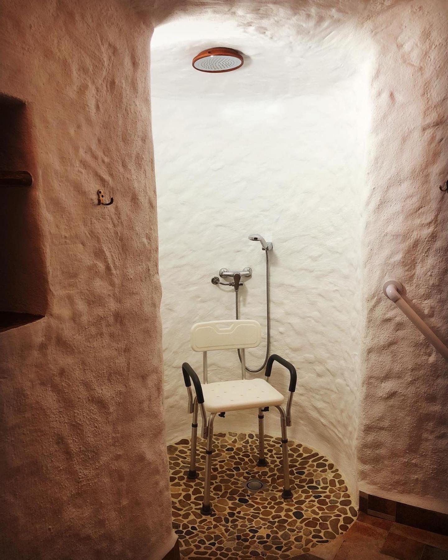 Cueva Aventura Villa Benamaurel Buitenkant foto