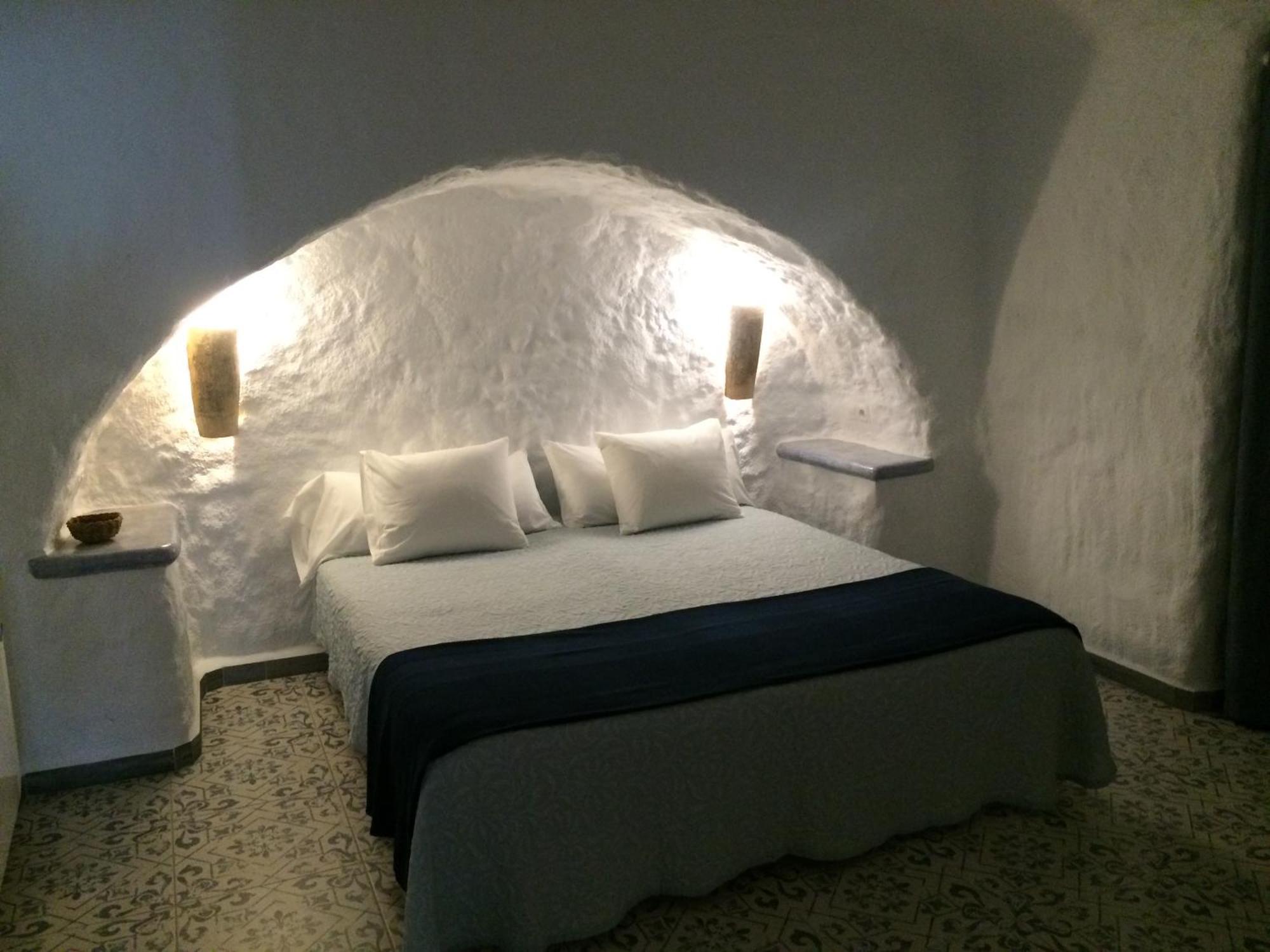 Cueva Aventura Villa Benamaurel Buitenkant foto